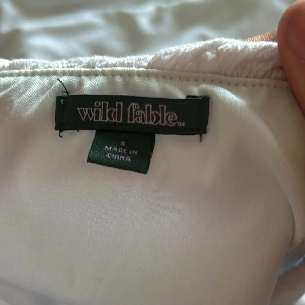 white crop tank size s - Picture 2 of 2
